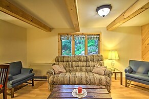 Pet-friendly Rumney Cabin on Stinson Lake!
