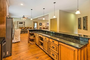 Tryon House w/ Hot Tub - Near Equestrian Centers!