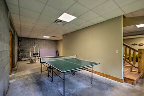 Tryon House w/ Hot Tub - Near Equestrian Centers!