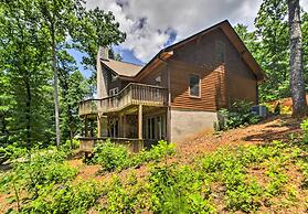 Tryon House w/ Hot Tub - Near Equestrian Centers!