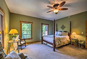 Tryon House w/ Hot Tub - Near Equestrian Centers!