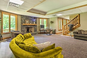 Tryon House w/ Hot Tub - Near Equestrian Centers!