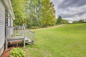 Woodsy Pittston Retreat Near Kennebec River!