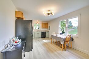 Woodsy Pittston Retreat Near Kennebec River!