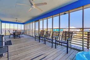 Waterfront Dauphin Island Home w/ Deck & Boat Dock