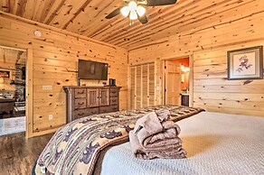 Woodsy Retreat w/ Fire Pit & Resort Amenities