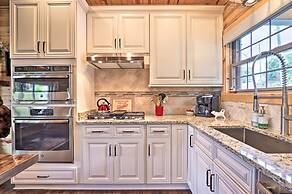 Woodsy Retreat w/ Fire Pit & Resort Amenities