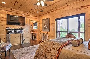 Woodsy Retreat w/ Fire Pit & Resort Amenities