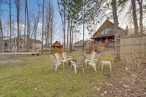 Wisconsin Cabin w/ Private Hot Tub & Deck