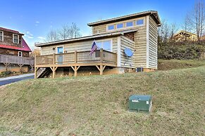 Waynesville Cabin Rental w/ Mountain Views