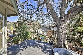 Welcoming Tehachapi Home w/ Deck & Grill!