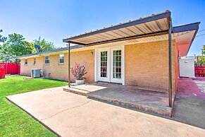 Woodward Home Near Crystal Beach Water Park!