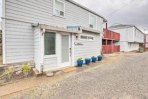 Rockaway Beach Condo - Beach Access Nearby!