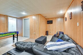 Woodsy Kentucky Escape w/ Game Room & Lake Access!