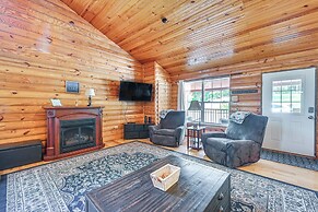 Woodsy Kentucky Escape w/ Game Room & Lake Access!