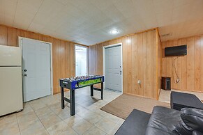 Kentucky Group Getaway w/ Dock + Lake Access