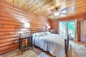 Woodsy Kentucky Escape w/ Game Room & Lake Access!