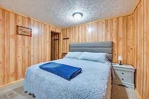 Kentucky Group Getaway w/ Dock + Lake Access