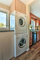 Waterfront Syracuse Home: Deck, Fire Pit & Kayaks