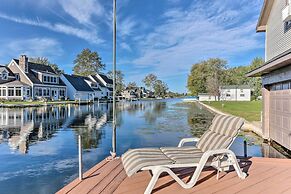 Waterfront Syracuse Home: Deck, Fire Pit & Kayaks