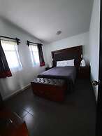 HOTEL SIERRA NORTE INN