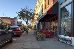 Newly Renovated Penn Yan Apartment < 1 Mi to Lake!