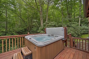 Peaceful 'rocky Creek Cabin' w/ Hot Tub & Views!