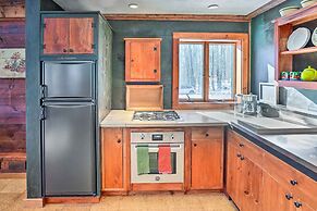 8 Mi to Okemo Mtn: Charming Ludlow Studio!