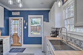Central Cottage w/ Grill, 1 Mi to Cajun Field