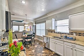 Spacious & Central Katy Retreat: 27 Mi to Houston!