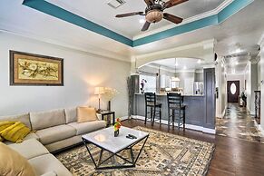 Spacious & Central Katy Retreat: 27 Mi to Houston!