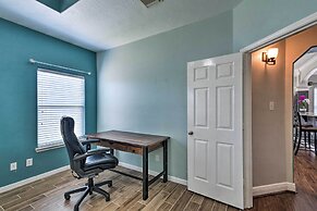 Spacious & Central Katy Retreat: 27 Mi to Houston!