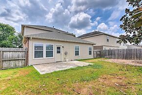 Spacious & Central Katy Retreat: 27 Mi to Houston!