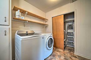 Charming Clayton Home ~ 4 Mi to Sardis Lake!