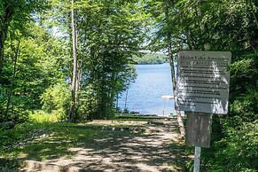 Cozy Tuftonboro Escape: Steps to Private Beaches!