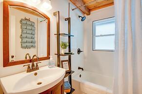 Cozy Tuftonboro Escape: Steps to Private Beaches!