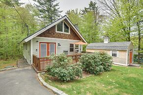 Cozy Tuftonboro Home w/ Deck - Walk to Beaches!