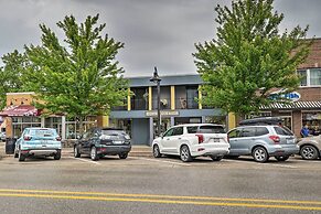 Cute Grand Haven Apartment: Walk Downtown Streets!