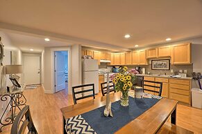 Cute Grand Haven Apartment: Walk Downtown Streets!