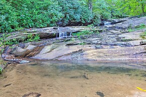 Tranquil Deck: Blue Ridge Mountain Retreat!