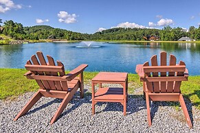 Tranquil Deck: Blue Ridge Mountain Retreat!