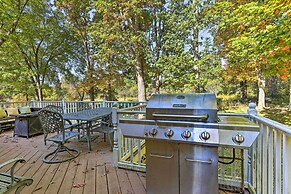 Pet-friendly Grand Pine Bush Retreat on 2 Acres!