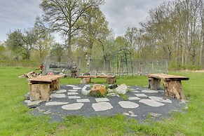 Pet-friendly Grand Pine Bush Retreat on 2 Acres!