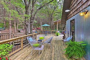 Pet-friendly Outdoor Paradise w/ Grill, Decks