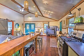 Pet-friendly Outdoor Paradise w/ Grill, Decks