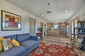 Dog-friendly Apartment ~ 32 Mi to Fort Worth!