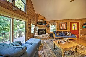 11 Mi to Calaboose Cellars: Marble Cabin w/ Deck!
