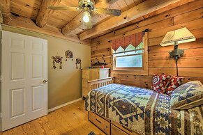 11 Mi to Calaboose Cellars: Marble Cabin w/ Deck!