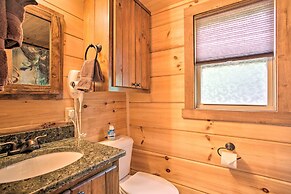 Hike & Snow Play! Mill Spring Cabin Near Winery