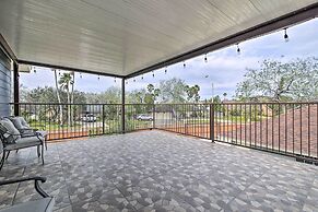 Patio & Balcony: Gulf Coast Retreat in Brownsville